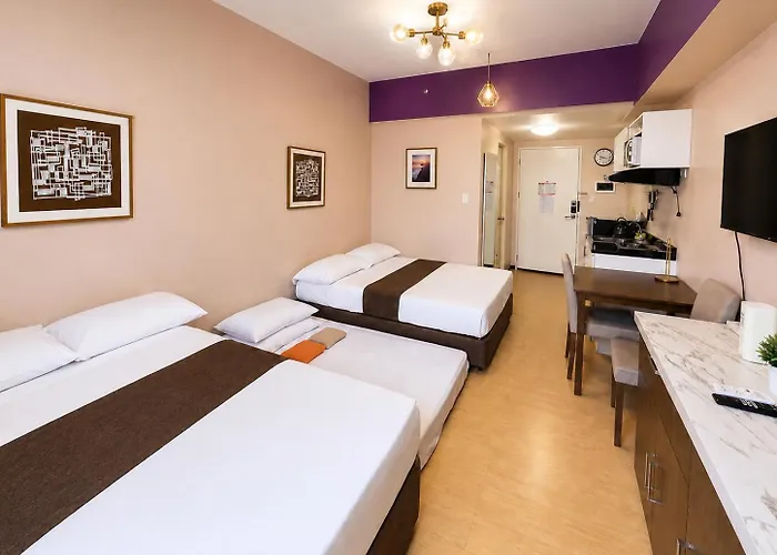 Deluxe Twin Bed At Sunvida Tower Across Sm