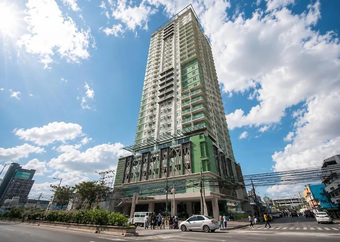 Deluxe Twin Bed At Sunvida Tower Across Sm * Cebu